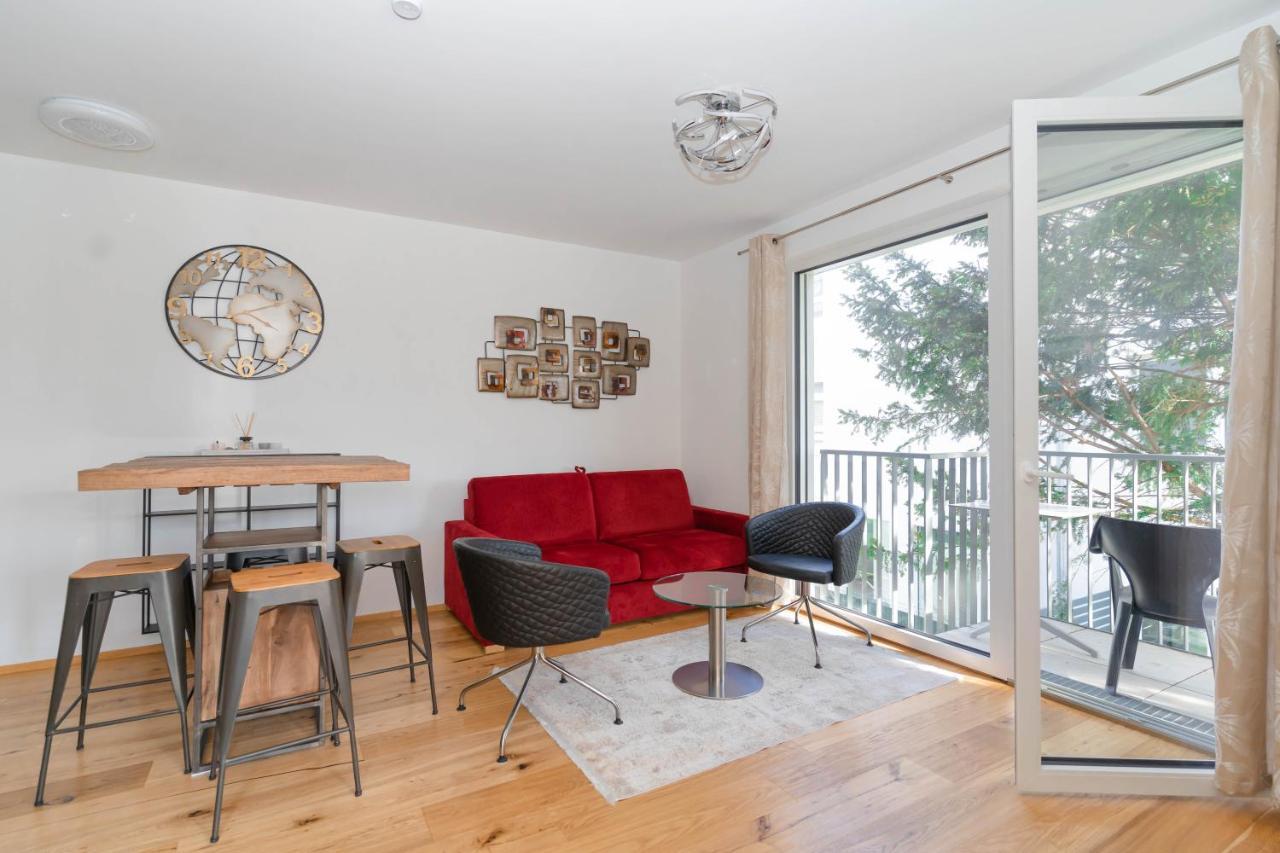 Luxurious Apartment With Big Balcony Near City Center Bécs Kültér fotó