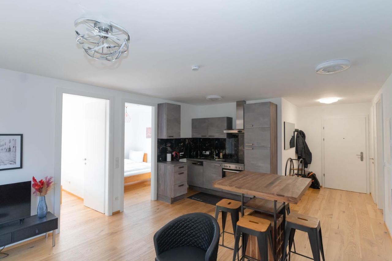 Luxurious Apartment With Big Balcony Near City Center Bécs Kültér fotó