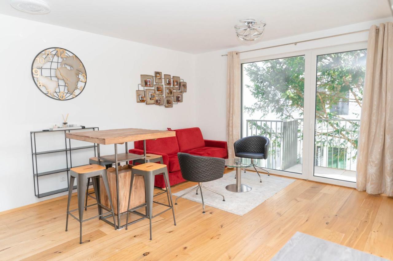 Luxurious Apartment With Big Balcony Near City Center Bécs Kültér fotó