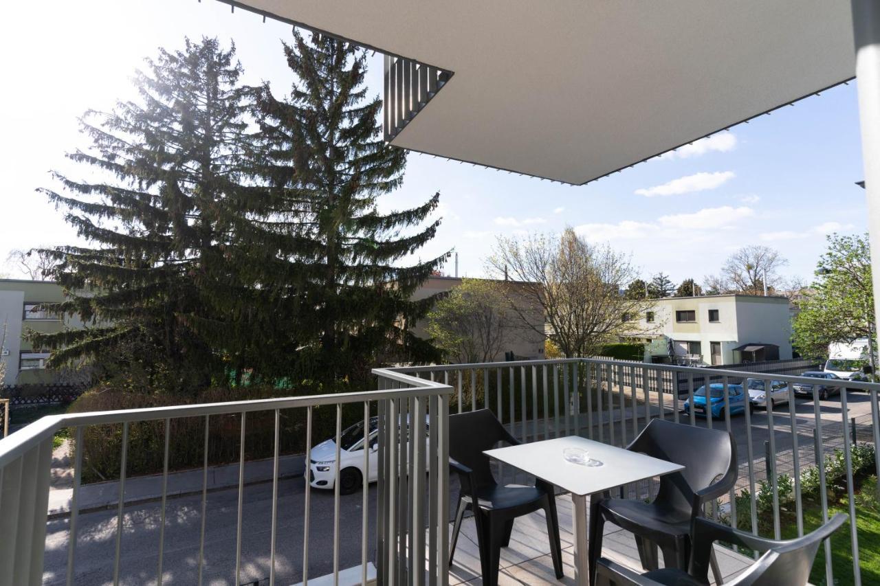 Luxurious Apartment With Big Balcony Near City Center Bécs Kültér fotó