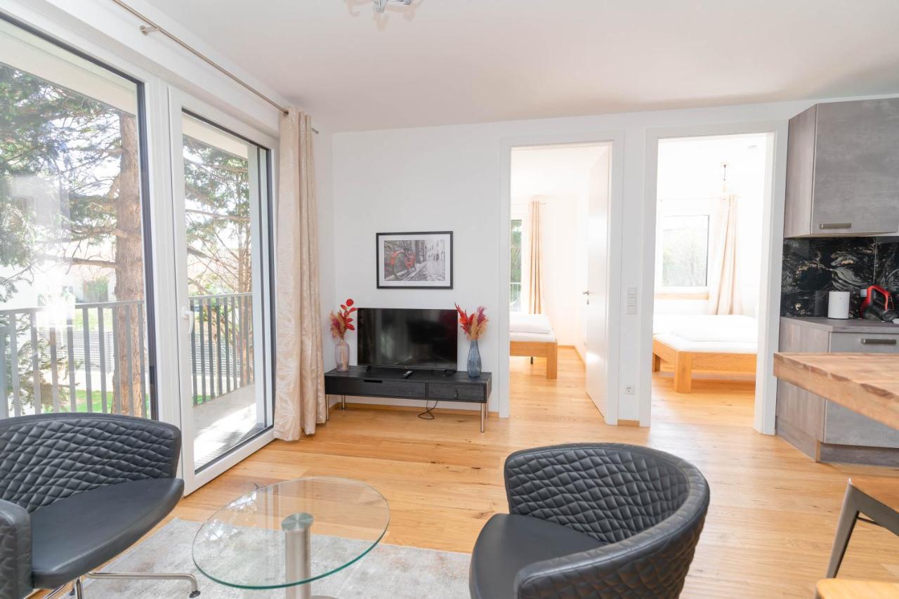 Luxurious Apartment With Big Balcony Near City Center Bécs Kültér fotó